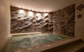Olea Luxury Rooms & Spa